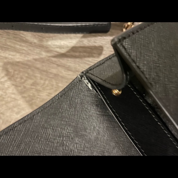 Michael Kors jetset travel smart phone bag - Picture 4 of 4